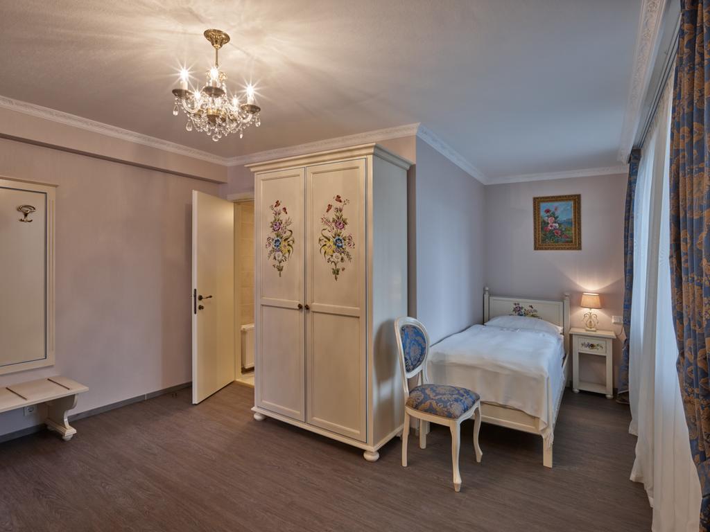 Apartment-Hotel Am Rathaus Dusseldorf Ngoại thất bức ảnh