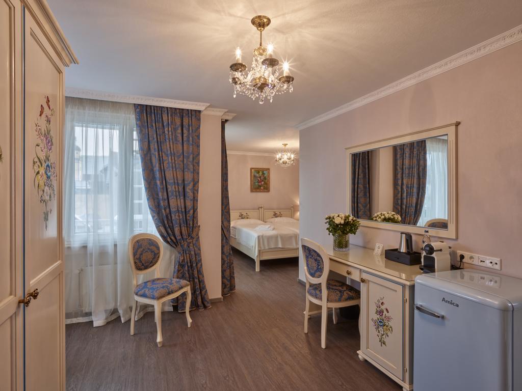 Apartment-Hotel Am Rathaus Dusseldorf Ngoại thất bức ảnh