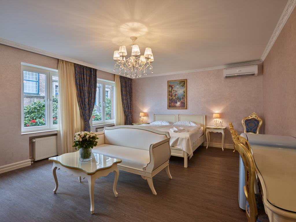 Apartment-Hotel Am Rathaus Dusseldorf Ngoại thất bức ảnh
