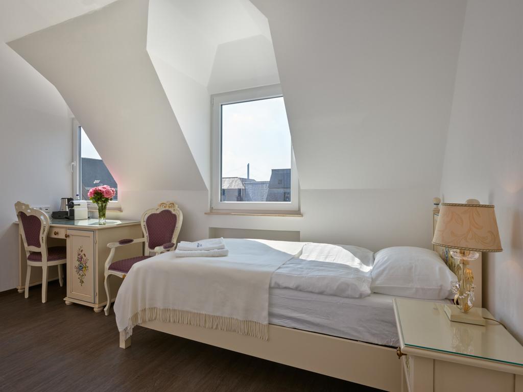 Apartment-Hotel Am Rathaus Dusseldorf Ngoại thất bức ảnh