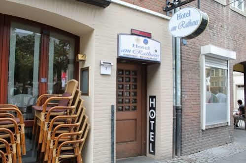 Apartment-Hotel Am Rathaus Dusseldorf Ngoại thất bức ảnh
